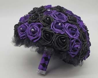 Dark purple and black skull bouquet, gothic bouquet, goth,  bridesmaid bouquet, toss bouquet, corsages,Boutonnieres, halloween bouquet