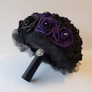 Dark purple and black skull bouquet, gothic bouquet, goth,  bridesmaid bouquet, toss bouquet, corsages,Boutonnieres, halloween bouquet