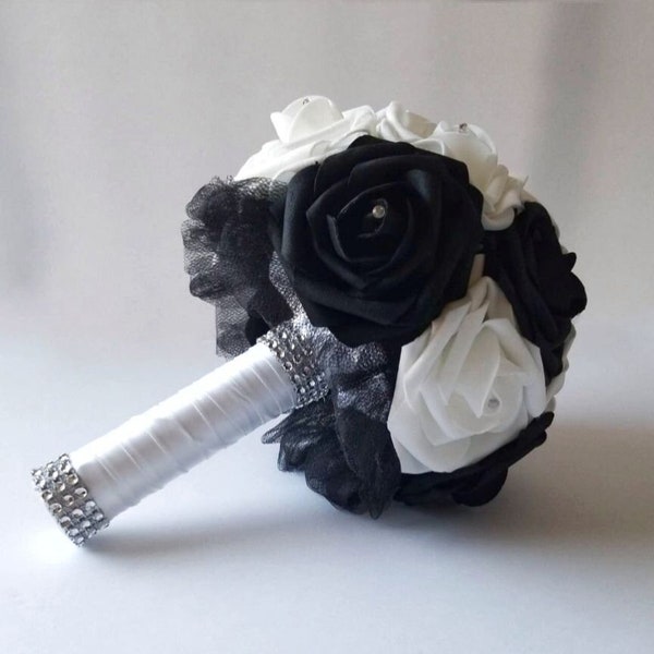 Black and White Bridal Bouquet, Bridesmaid Bouquet, Toss Bouquet, Matching Boutonnieres and Corsages, Custom Colors Available, Modern