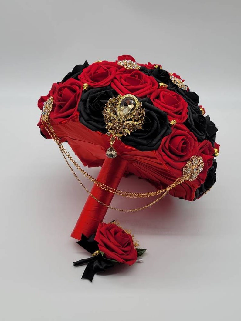 Boutonnieres and Corsages Available Available in 26 colors,Gothic bouquet,Brooch bouquet Cascading Skull Red,Black And Gold Brooch bouquet