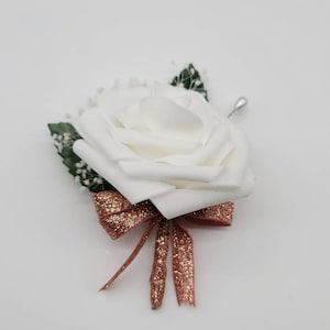 White And Rose Gold Boutonnieres And Corsages,27 Colors Available, Corsages Available In Pin On And Wrist,Matching Bouquets Available