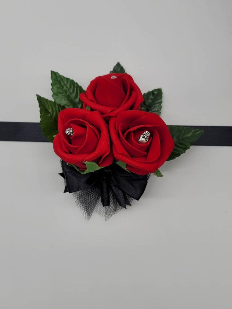 Boutonnieres and Corsages Available Available in 26 colors,Gothic bouquet,Brooch bouquet Cascading Skull Red,Black And Gold Brooch bouquet