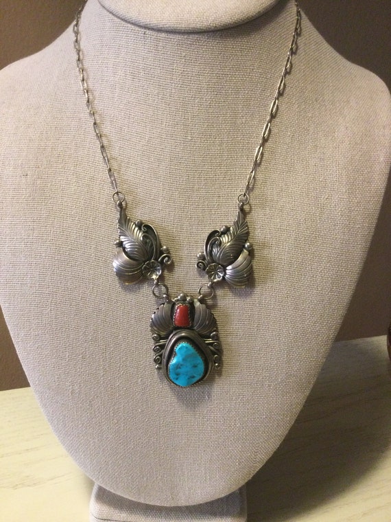 Stunning Navajo  Denetdale turquoise and coral nec
