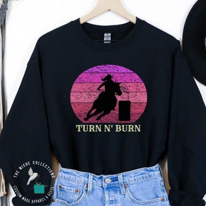 Sweat-shirt cheval de course de barils pour dames jeunesse cadeau pour course de barils, cadeau de coureur de barils, Turn and Burn, course équestre, pull d'équitation de rodéo
