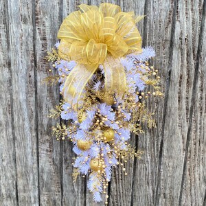 Elegant Christmas Swag for Front Door, Christmas Teardrop Swag, Christmas Wreath, Christmas Door Decoration, Gold and White Christmas Swag