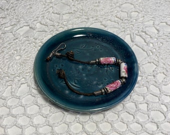 Tiny handmade pottery dish, ceramic jewelry dish small, plant dish, condiment dish stoneware, tiny gift pottery