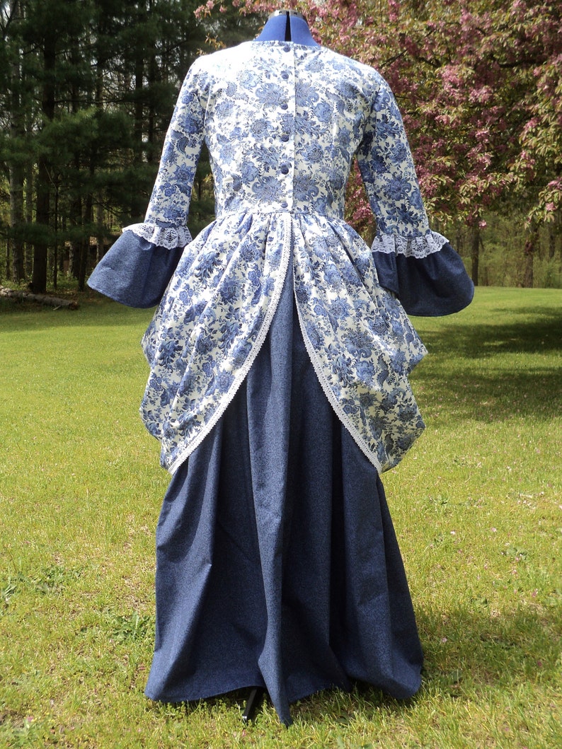 Ladies/' sz 12 38-39bust30-31waist Colonial Revolutionary War Day dress wcoordinate,side bustles Delft damaskcalico cotton-READY-TO-SHIP