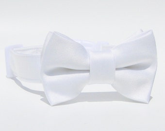 White Dog Bow Tie Collar~White Satin Bow Tie~Wedding Dog Attire~White Wedding Dog Collar~Dog Ring Bearer Bow Tie~White Bow Tie~Wedding Dog~