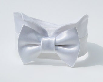 Dog Bow Tie Collar~White Satin Bow Tie~Dog Tuxedo Collar~Wedding Dog Collar~Dog Ring Bearer~Wedding Dog Attire~Dog of Honor~Classic Bow Tie~