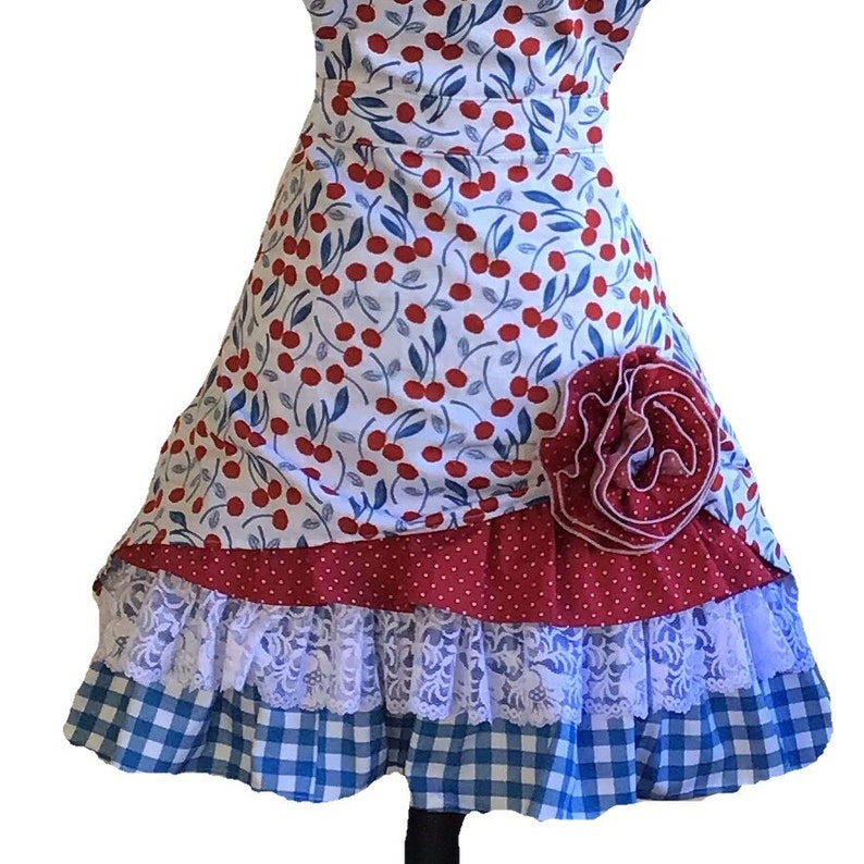 Beautiful Women Apron in Retro Cherry Print Farmhouse Kitchen | Etsy