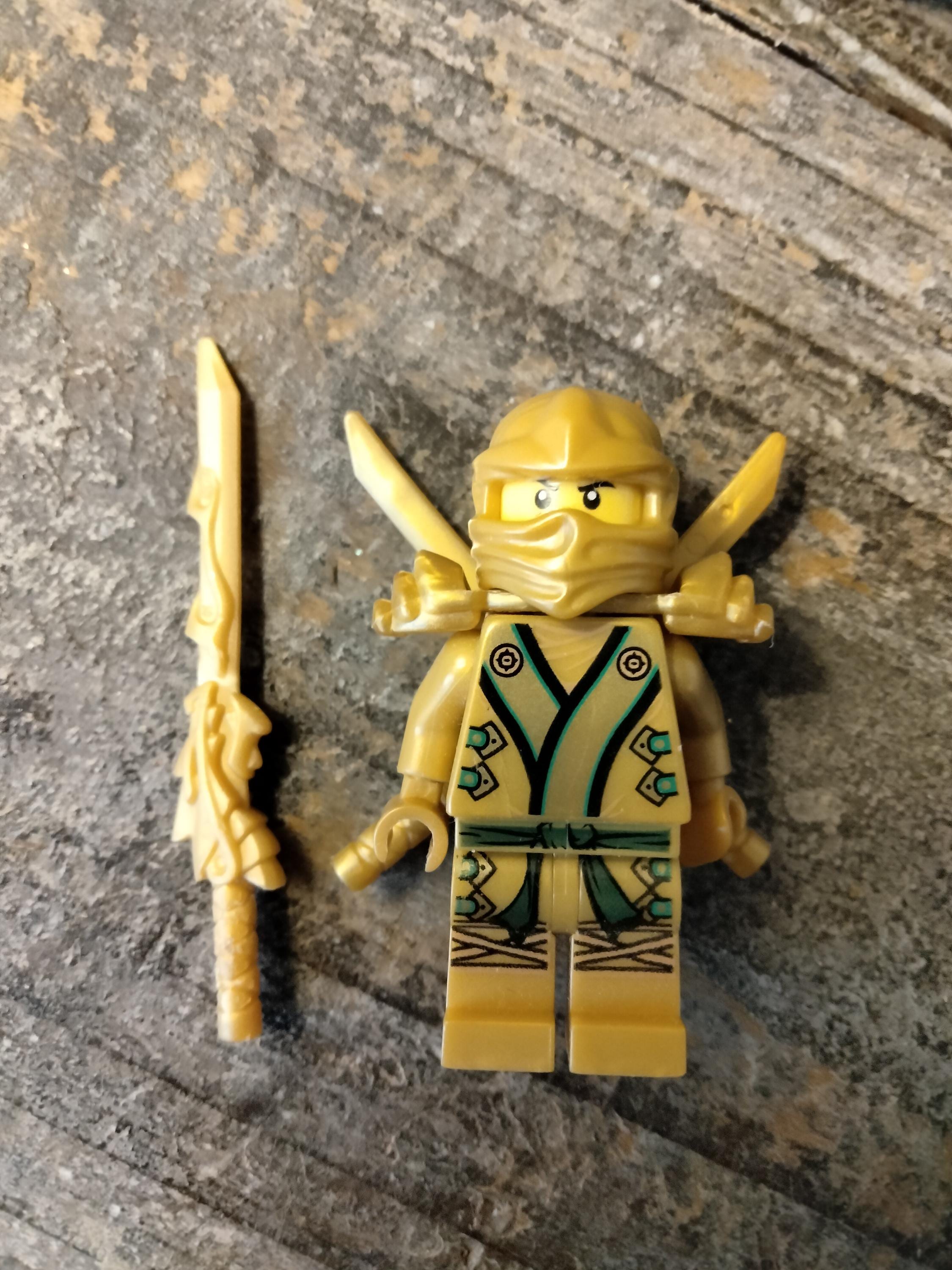 Lego Ninjago Golden Ninja Lloyd Minifigure the Final Battle