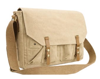 Vagarant Traveler Classic 15 in. Casual Style Canvas Shoulder Messenger Bag C52 - Engrave