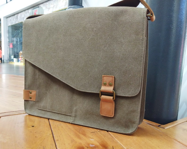 14.5 in Slim Casual Canvas Laptop Messenger Bag Fit 13 in. Laptop Computer Bag Shoulder Bag Men Bag Women Bag Bag CM87 - Free Engrave Khaki Green