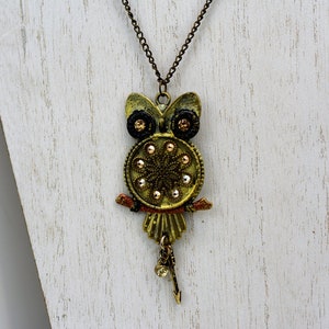 Steam Punk Owl Pendant,  Mixed Media Owl Pendant, Steam Punk Owl Necklace, Mixed Media Owl Necklace, Owl Necklace, Owl Pendant