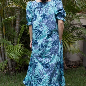 Hawaiian Muumuu Dresses for Women Made in Hawaii Muumuus Tiare Flower image 2