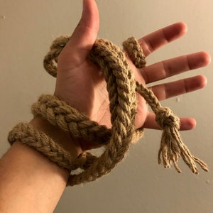 Hand Woven Balearic Sling made from Jute Twine. image 8