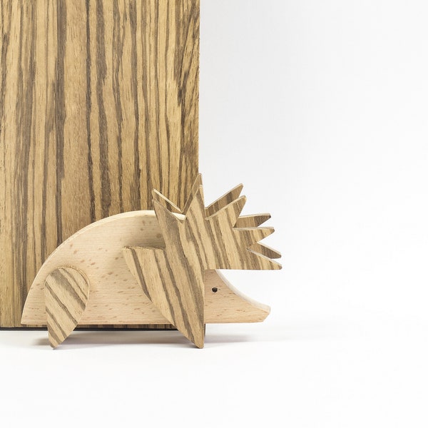 Wooden forest hedgehog toy | puzzle with magnets