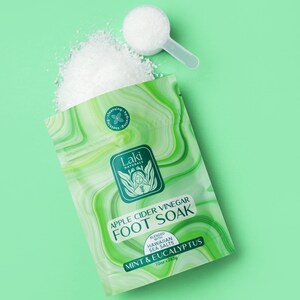 Apple Cider Vinegar and Epsom Salt Foot Soaks - Mint & Eucalyptus - Birthday, Bridesmaid, Thank you, Get Well Soon, Teacher Gifts for her