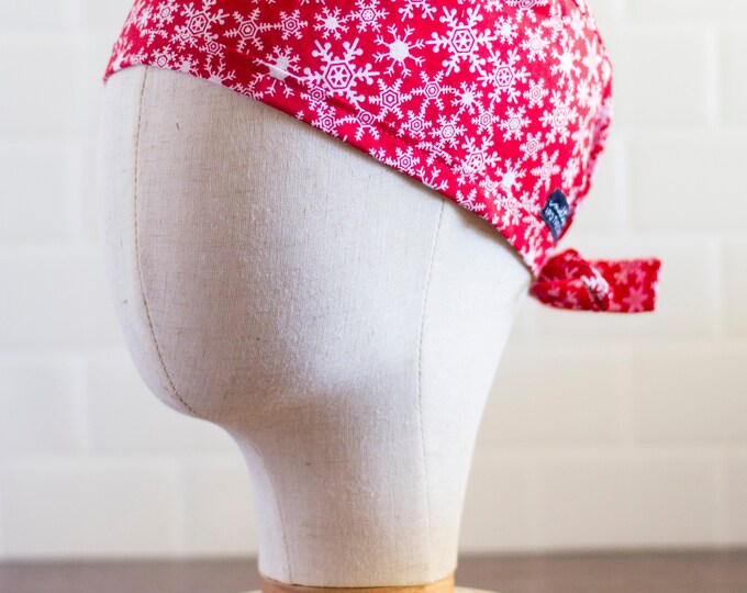 Mens Snowflakes on Red Scrub Cap