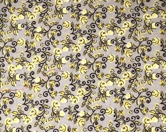 Small Yellow Flowers Scrub Cap