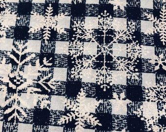 WIN - Snowflakes on Gingham Scrub Cap