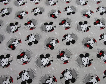 DIS - Mickey & Minnie Scrub Cap