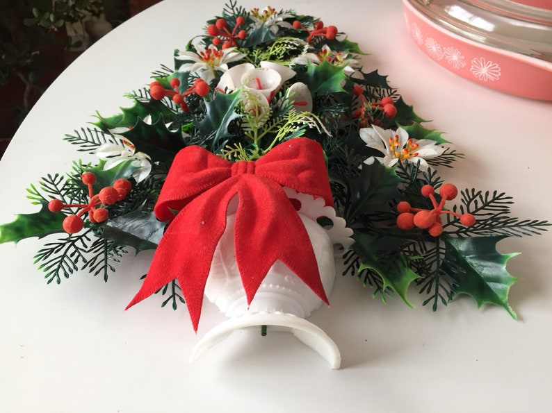Large plastic holiday door or wall hanging tree