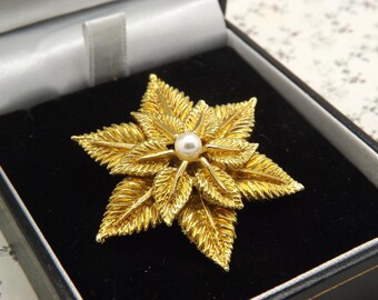 Broche Vintage En Métal Dorée - Occasion, Jolie Décoration Pour Veste Ou Sac