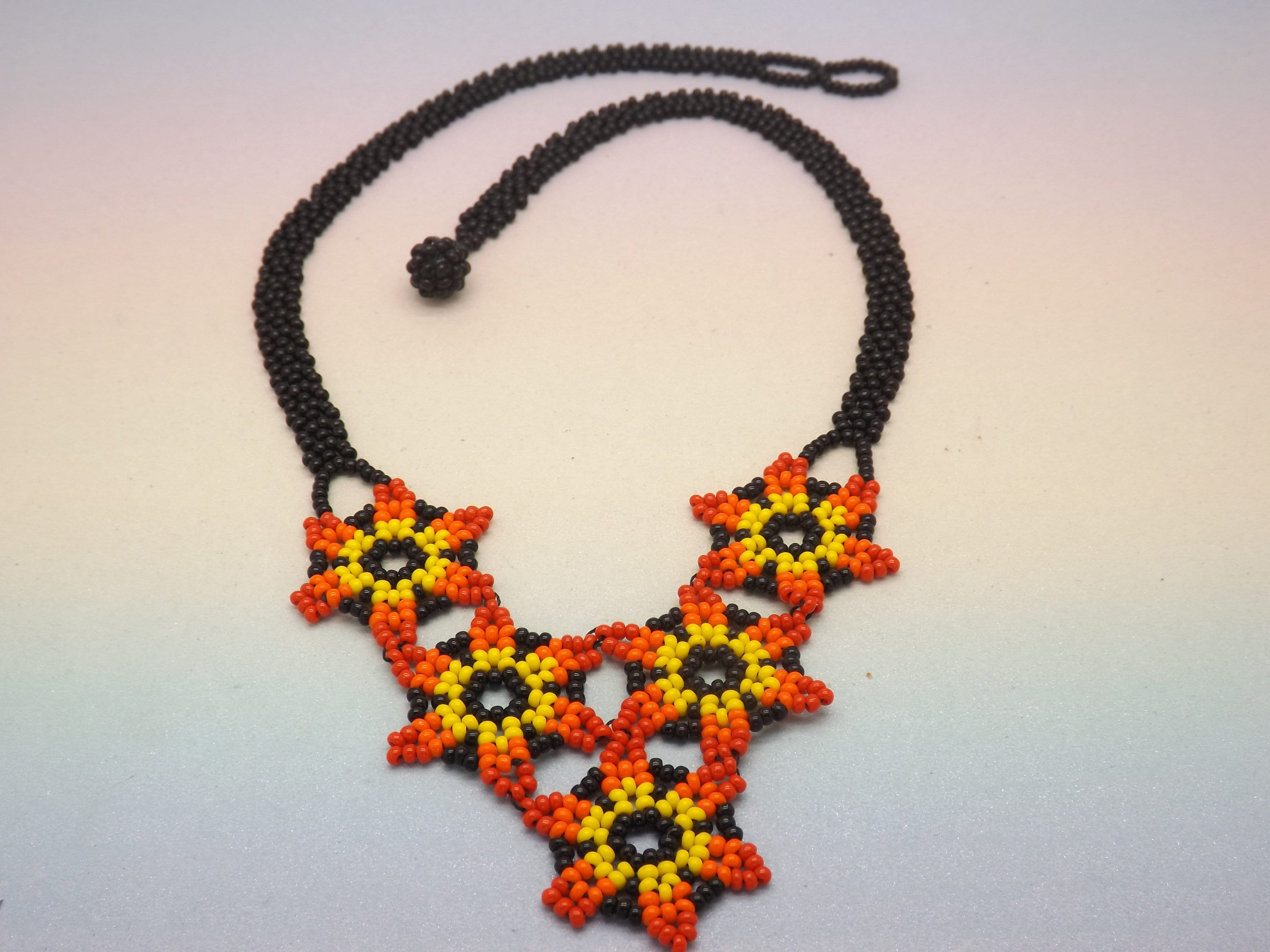 A Lovely Handmade Woven Mixed Bead Flower Design Vintage Costume