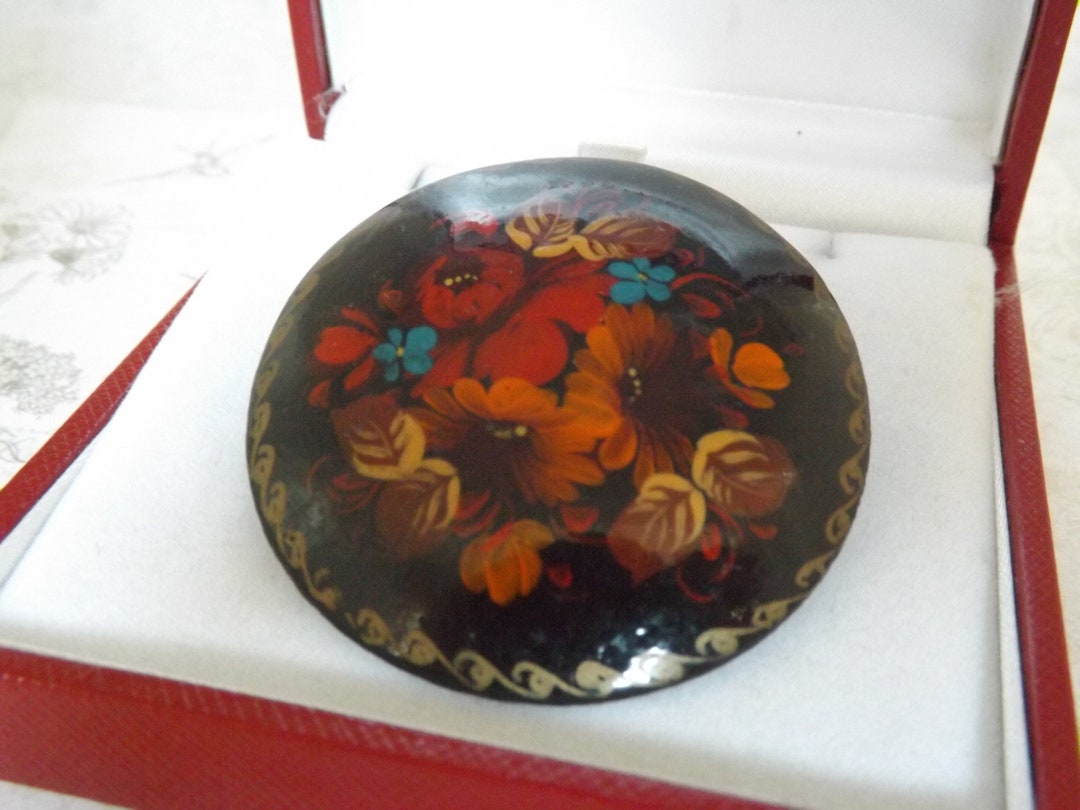 A Very Fine Signed Hand Painted Vintage Jewelry Brooch Etsy
