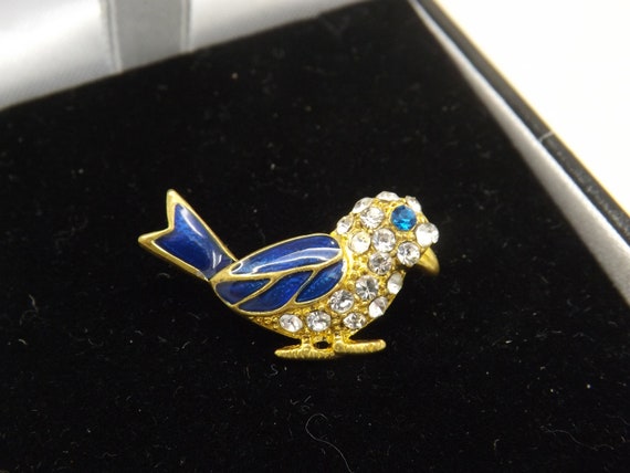 Broche Vintage Ronde Avec Motif Oiseau - Dorée - Diamètre 3.2 Cm - Métal - Occasion (métal Assombri)
