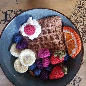 Fruit Waffle and Whipped Cream Crochet Tutorial