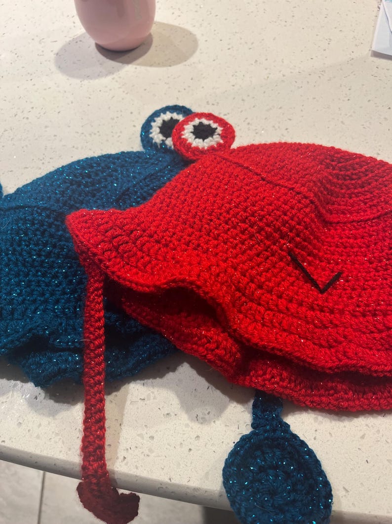 Crochet Handmade Crab Bucket Hat image 3