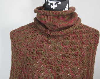 Knitted poncho, brown with fringes and a small loop