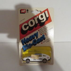 Corgi Heavy Diecast E138 #12 Rover 3500 Triplex 1983 MOC
