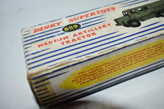 DINKYSUPERTOYS中型砲兵トラック689 Dinky Supertoys #689 Medium Artillery Tractor Army Military