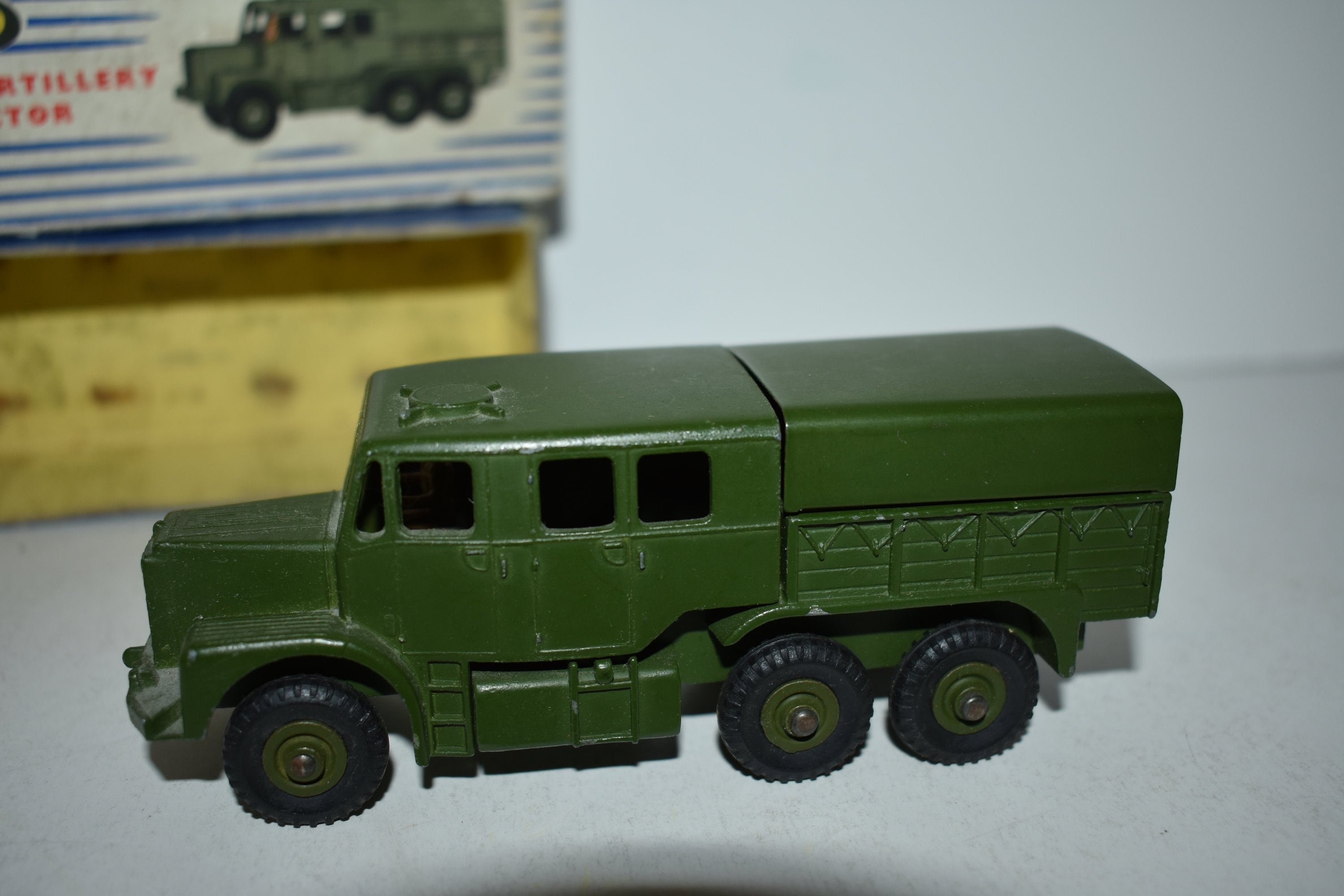 DINKYSUPERTOYS中型砲兵トラック689 Dinky Supertoys #689 Medium Artillery Tractor Army Military