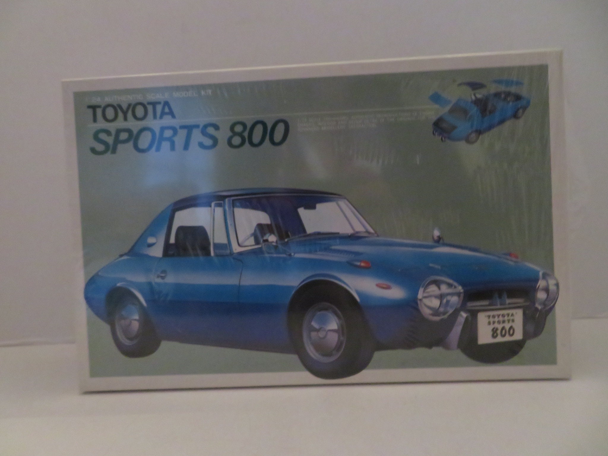 TOYOTA SPORTS 800 1/24 プラスチックモデルキット Nitto Toyota Sports 800 Car Model Kit 1:24 Scale 1990's MISB