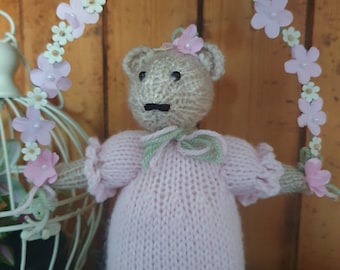 Hand Knitted Mouse - Blossom