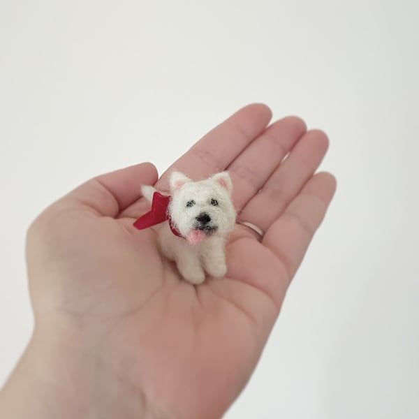 Tiny needlefelt west highland terrier, needlefelt dog, miniature dog, MADE TO ORDER