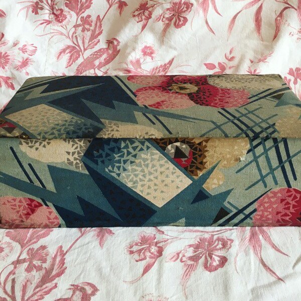 A Lovely French Art Deco Collectible Boudoir Box