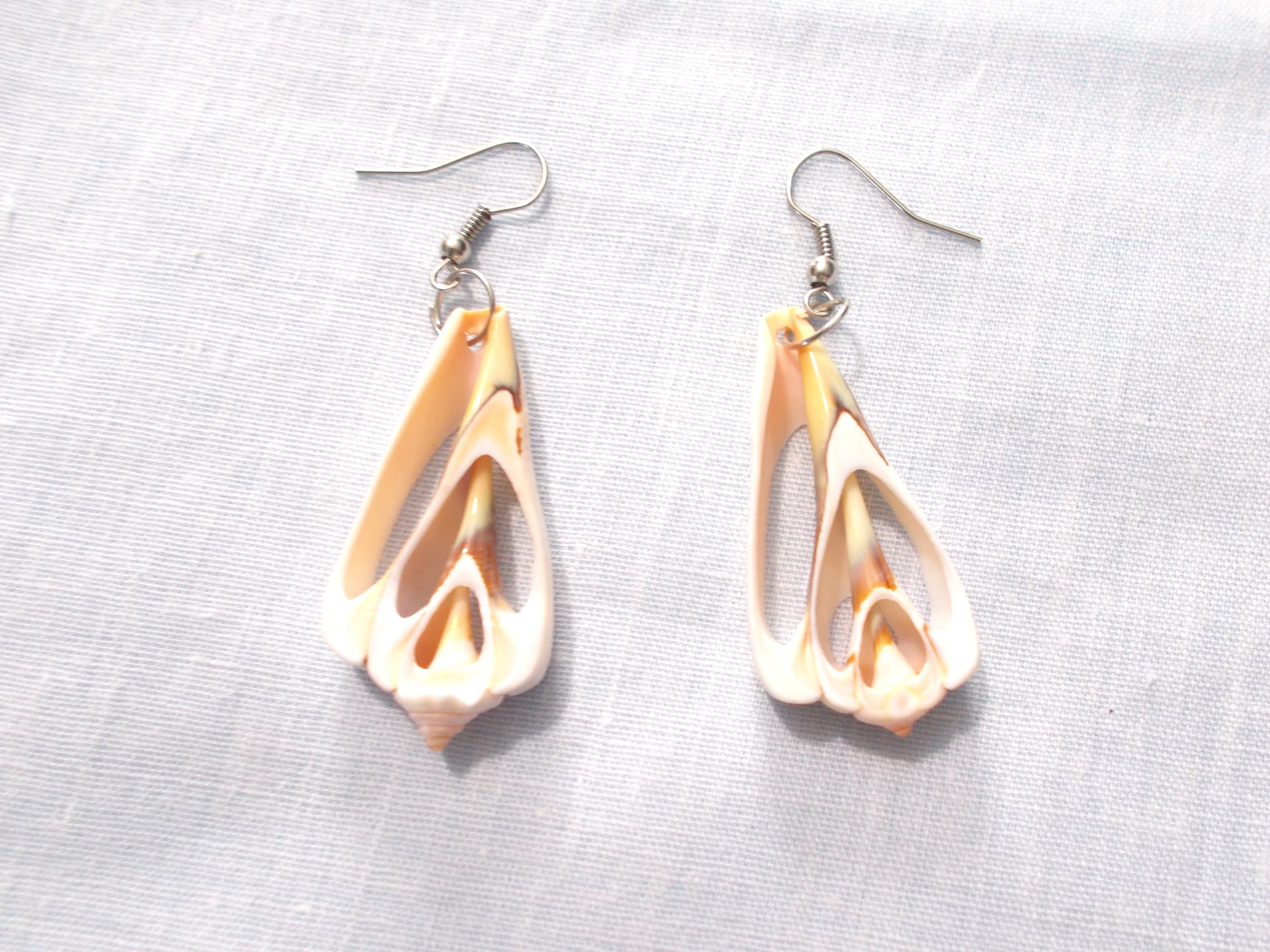 Sliced Real CONCH Shells Natural Colors Shore Girl Dangle Beach Surfer ...