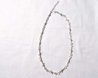 BARBED WIRE Barb Barbwire Double Loop Silver Color Barb Twist Chain Link Necklace 19.5" with a 2" Extender Chain