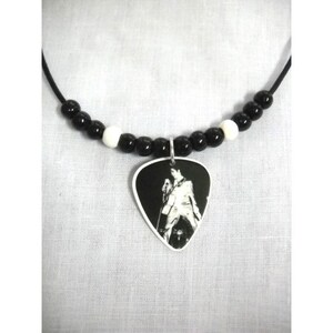 The King of Rock and Roll Younger ELVIS PRESLEY Live Concert Printed Guitar Pick & Black and White Ceramic Beaded Adjustable Cord Necklace