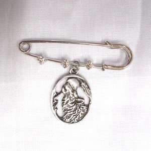 Wildlife Wolf in Oval North American Wolves Pewter Charm on a 2" Safety Pin Brooch with 3 Clear Crystals