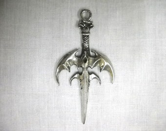 Wild Operation Mindcrime QUEENSRYCHE Tryche Blade SWORD Rock and Roll Hand Cast Silver Pewter Pendant Necklace Metal Music