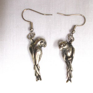 3D PARROT Bird Tropical Pet Birds Solid Cast Silver Color Pewter Dangling Pair of Earrings