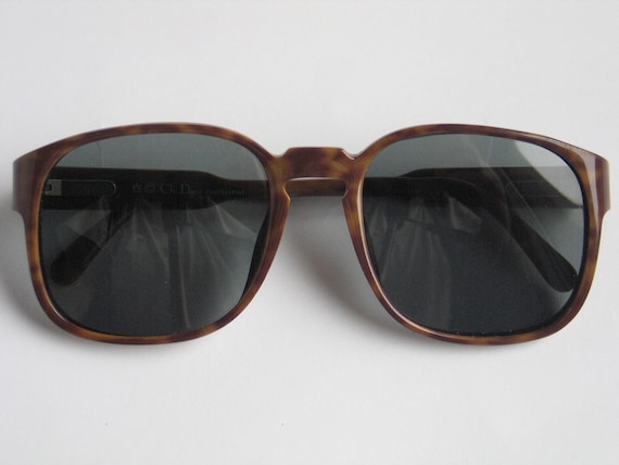 New 1980/'s Vintage Brown Round Sunglasses Unisex Deadstock