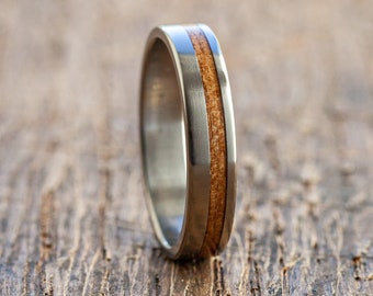Titanium Minimalist Brown Ring - Extra durable - Wooden -  Wedding ring Waterproof - Gift Idea - Modern - Recycled Skateboards