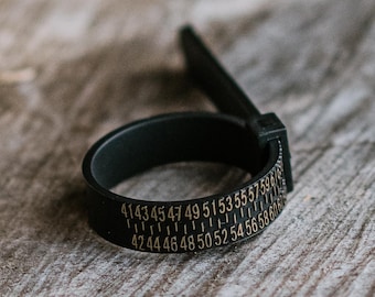 Ring Sizer Measuring Tool – Find Your Accurate Ring Size Before Ordering, Adjustable Plastic Finger Gauge